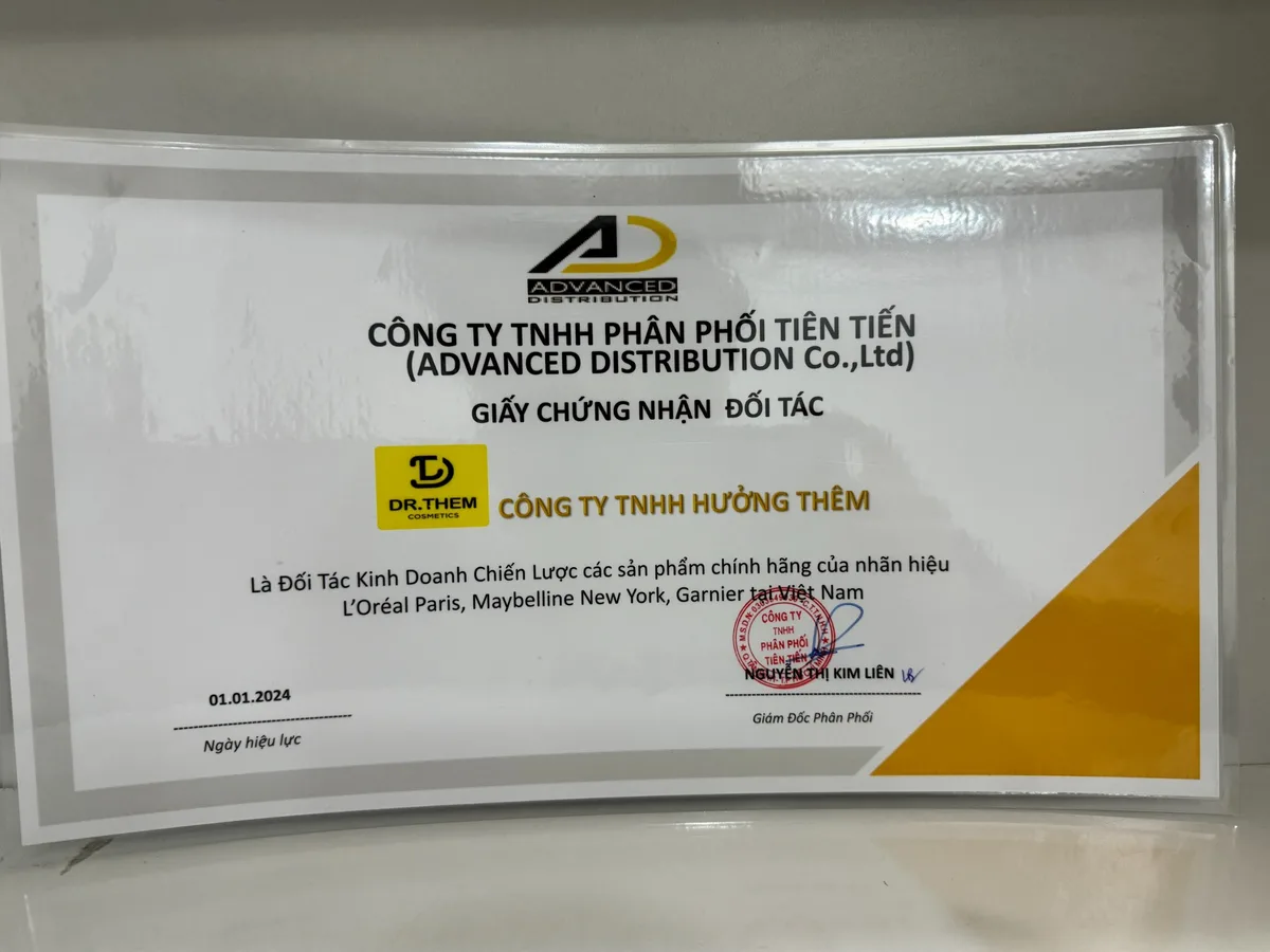 Nước Tẩy Trang Mắt Môi Maybelline Lip & Eye Make Up Remover Làm Sạch Lớp Trang Điểm Lâu Trôi Dịu Nhẹ 40ml 2